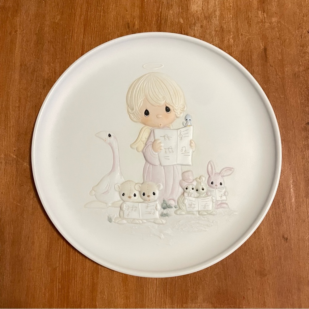 Christmas Plate Let Heaven And Nature Sing Precious Moments Plate
